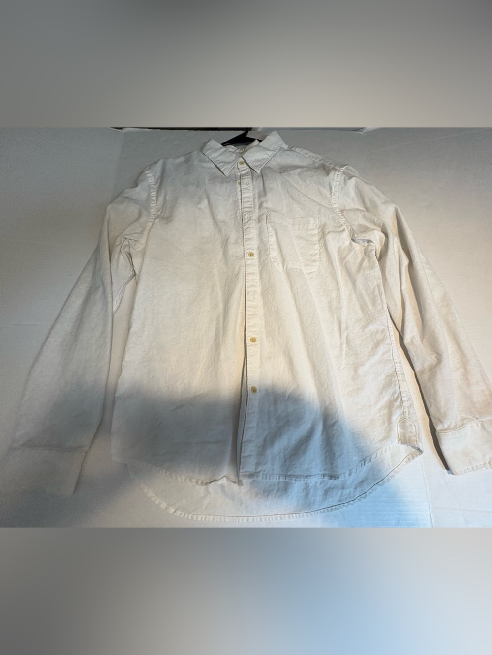 Old Navy White Long-Sleeve Casual Button-Down Shirt